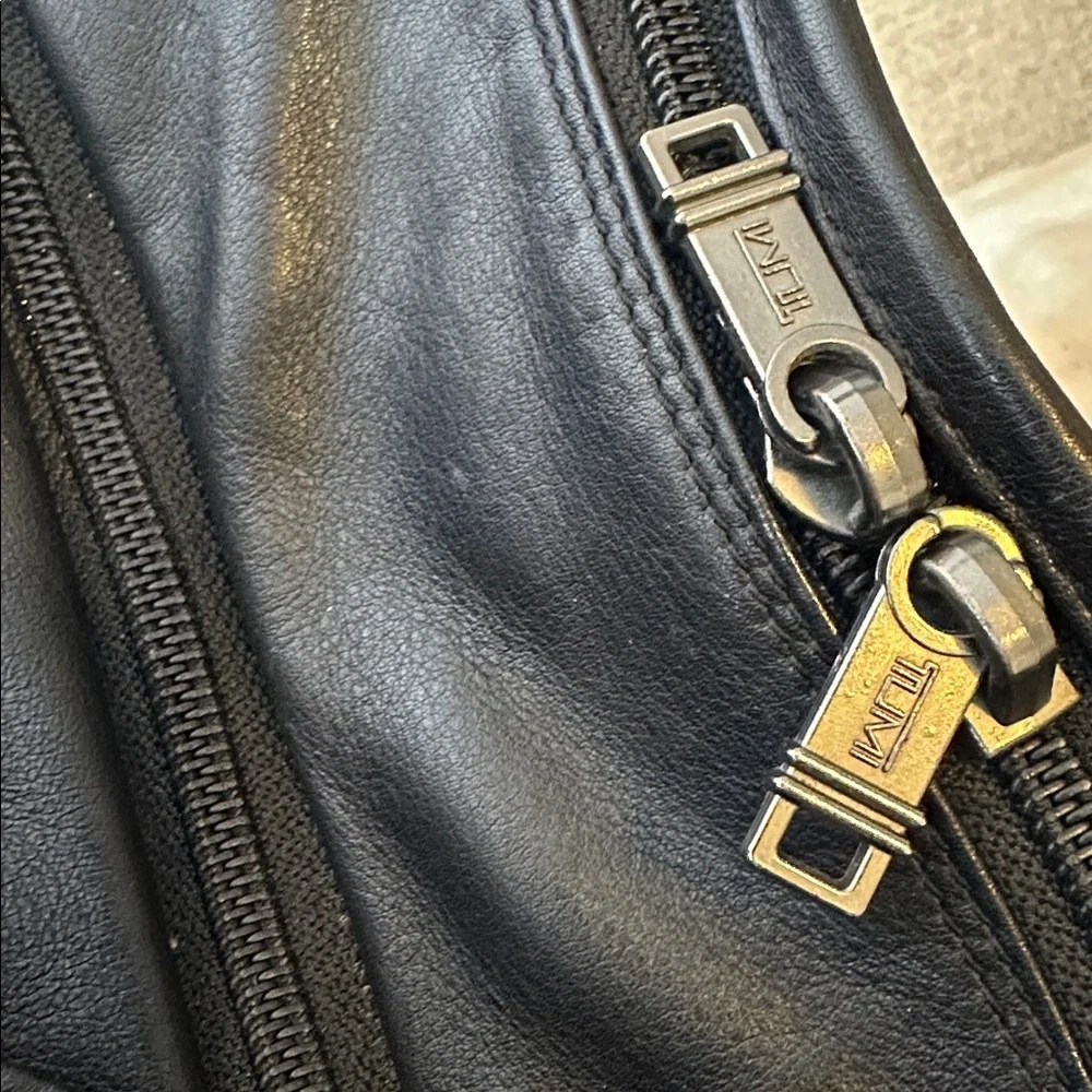 Tumi Alpha Leather Expandable Organizer Briefcase Black Laptop Bag
